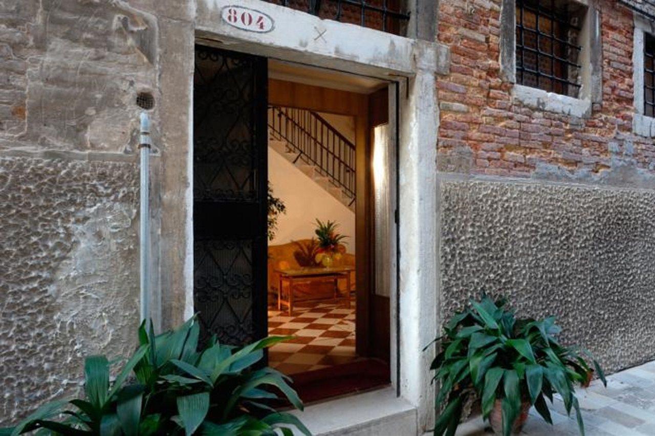 Albergo Basilea Venecia Exterior foto